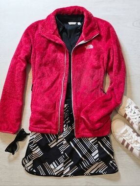 The North Face Osito Shaggy Fleece Jacket - Raspberry Pink - Women’s Medium 🎀